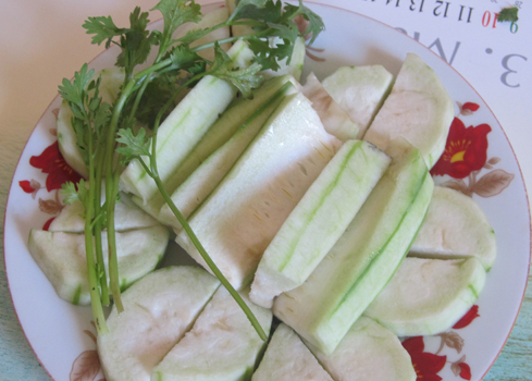 Canh mướp mực cơm ngọt mát - Hình 2
