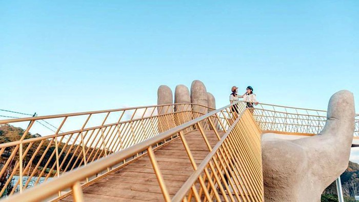 Được, mất khi làm du lịch kiểu sao chép - Hình 1