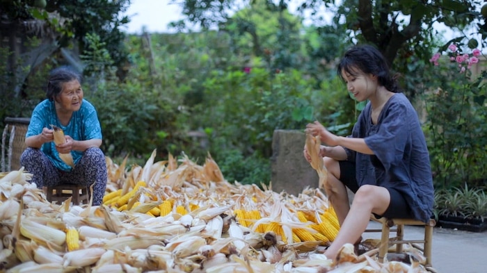 Không phải Lý Tử Thất, đây mới là vlogger nữ Trung Quốc có thu nhập cao nhất YouTube - Hình 7