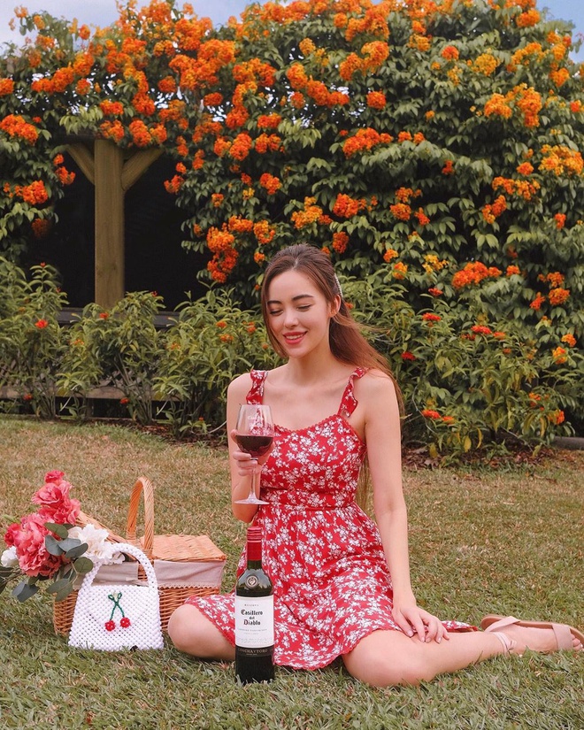 Nhan sắc trẻ trung của blogger đa tài, lai 3 dòng má.u - Hình 4