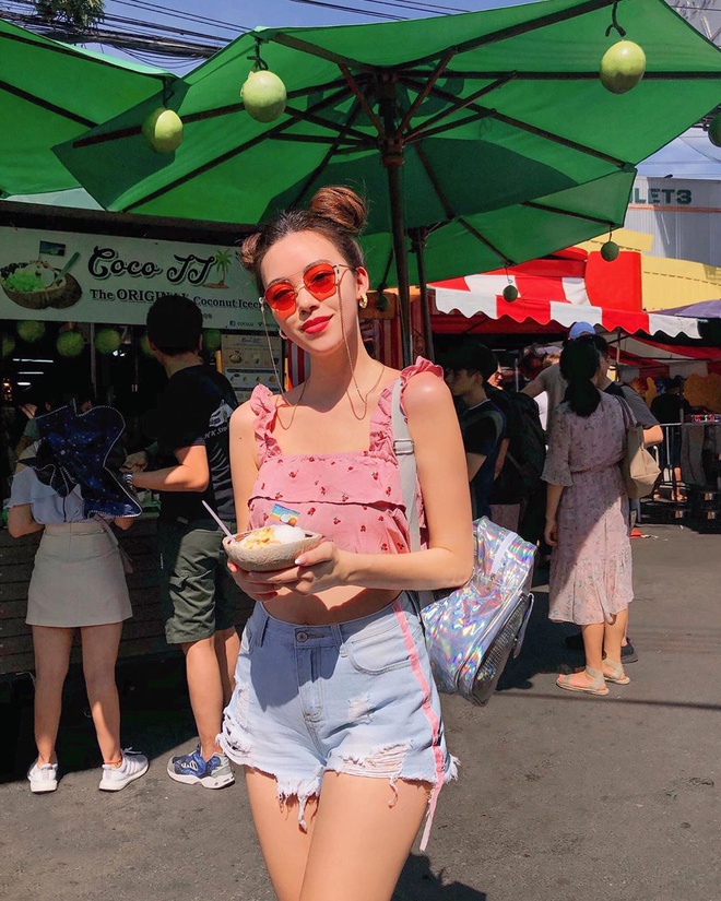 Nhan sắc trẻ trung của blogger đa tài, lai 3 dòng má.u - Hình 7