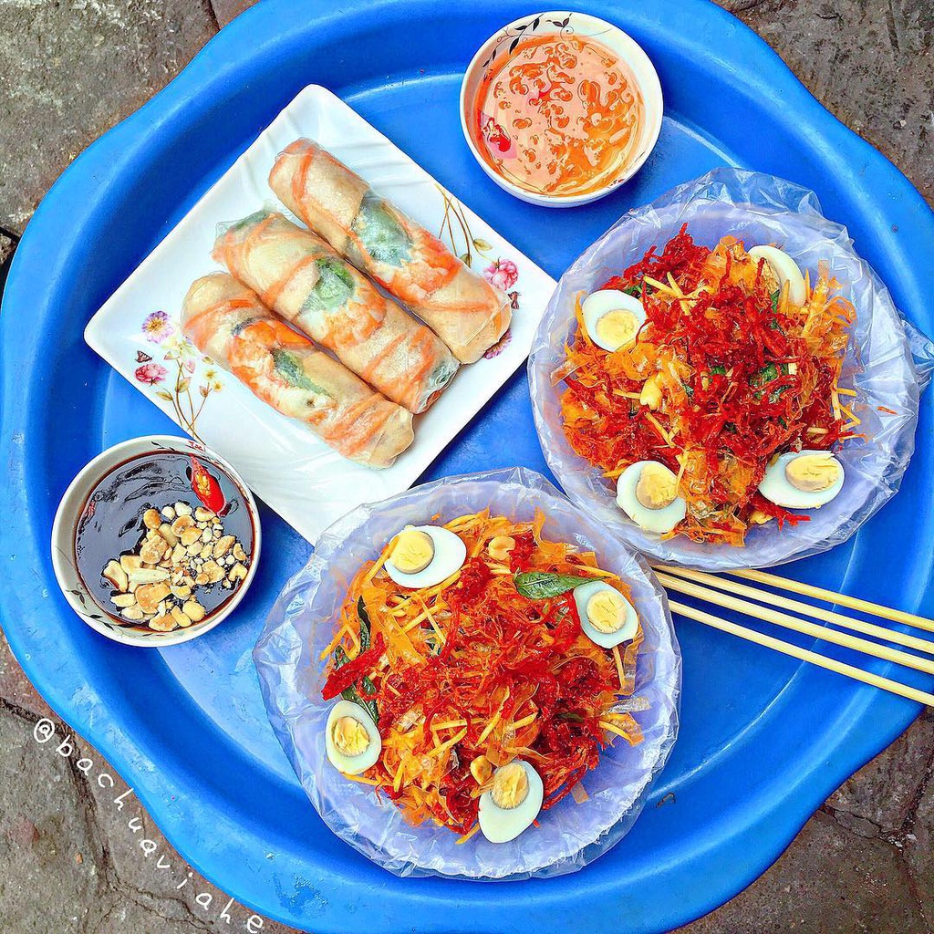 Những món bánh tráng hút tín đồ ăn vặt tại TP.HCM - Hình 2