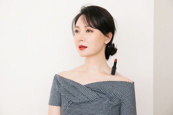 Trào lưu xoạc chân, khoe độ dẻo được hội chị em châu Á hưởng ứng - Hình 4