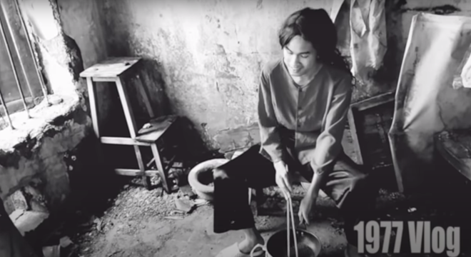 1977 Vlog bất ngờ cho Chí Phèo và ông giáo hội ngộ ở làng Vũ Đại, mỉa mai thói quen ăn uống bất chấp gây bệnh - Hình 2