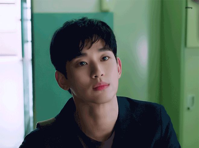 Chỉ một hành động xé bao của Kim Soo Hyun cũng làm chị em mê tít: Đẹp trai làm gì cũng ngầu! - Hình 6