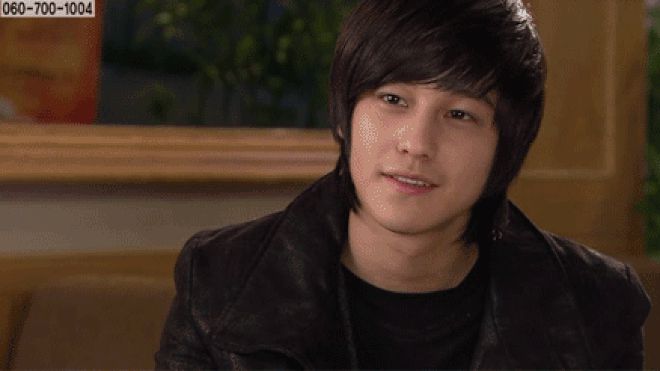 Ngất lịm vì loạt ảnh úp thính của Kim Bum, fan tấm tắc: Chàng gốm lại phong độ như ngày nào! - Hình 7