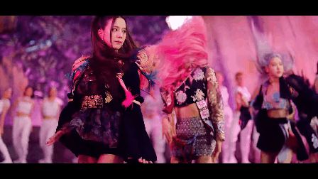 Sốc nặng trước visual của BLACKPINK trong How You Like That: Quá nhiều concept và outfit khác nhau, cap màn hình nhẹ cũng ra ảnh đẹp! - Hình 30