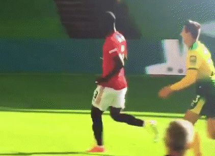 Eric Bailly ăn vạ lộ liễu ở tứ kết FA Cup - Hình 1