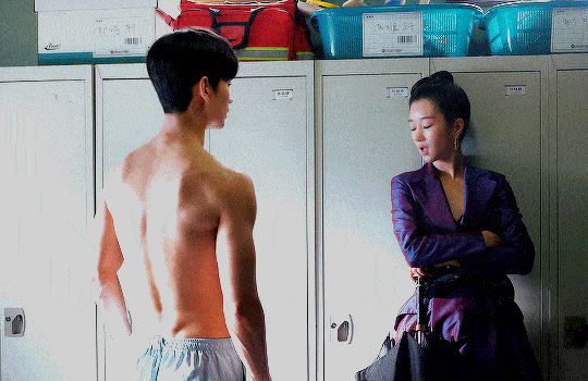 Phim của Kim Soo Hyun bị chỉ trích vì loạt cảnh quấy rối tìn.h dụ.c - Hình 1