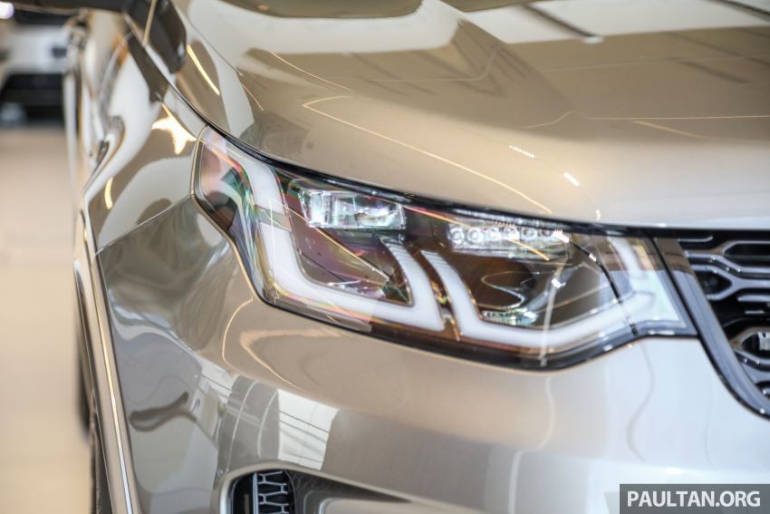 Khám phá chiếc Land Rover Discovery Sport 2020 - Hình 4