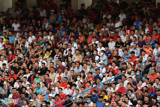 Báo châu Á ấn tượng với sự trở lại của V.League - Hình 1