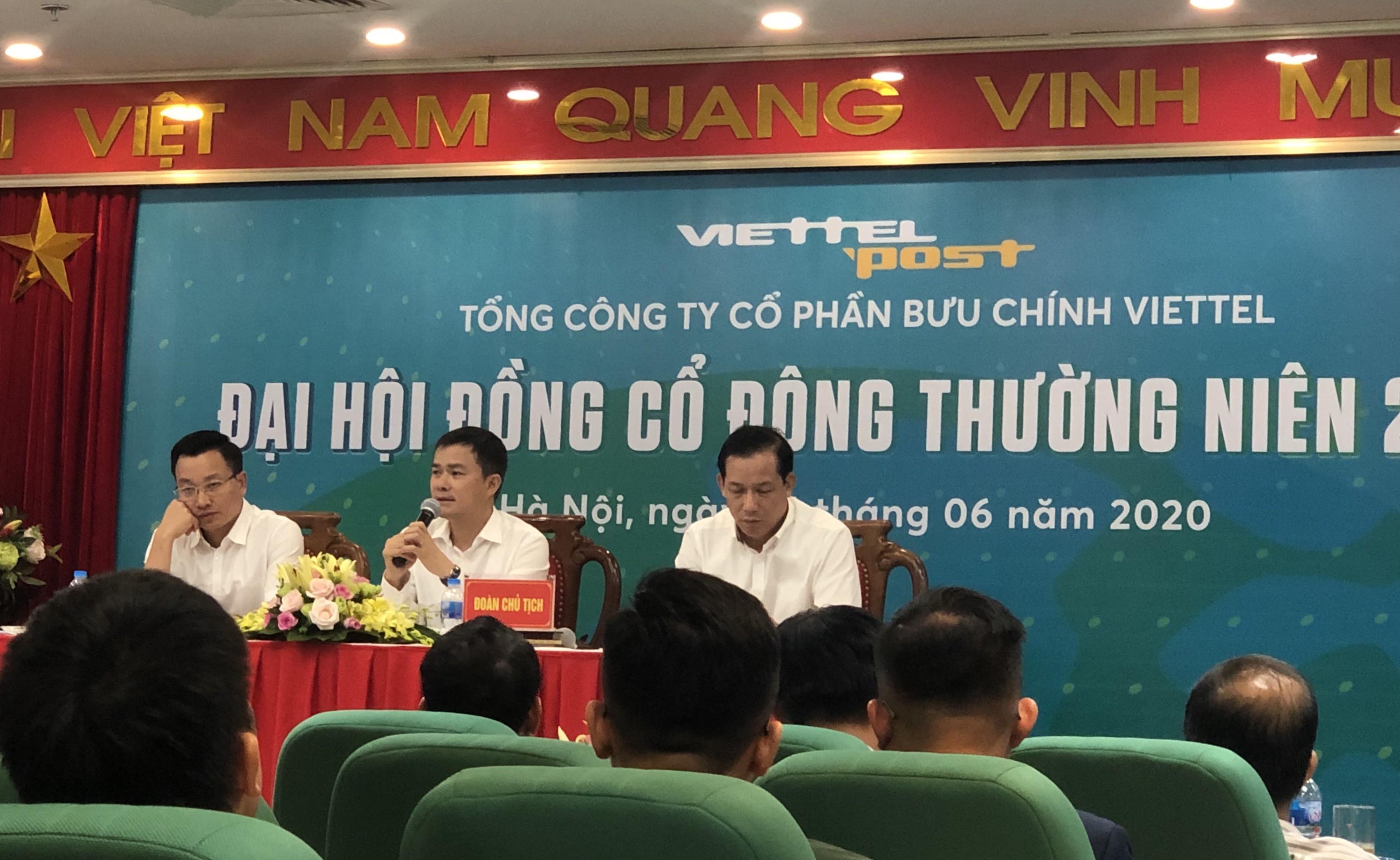 ĐHĐCĐ Viettel Post: Đặt mục tiêu doanh thu tăng trưởng 143%, Chủ tịch HĐQT từ nhiệm - Hình 1