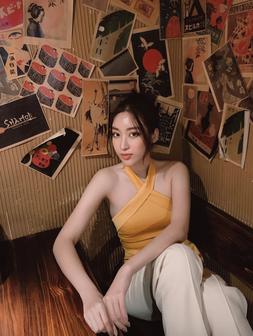 MC Hoàng Linh kỷ niệm 5 năm bên ông xã và các con - Hình 4