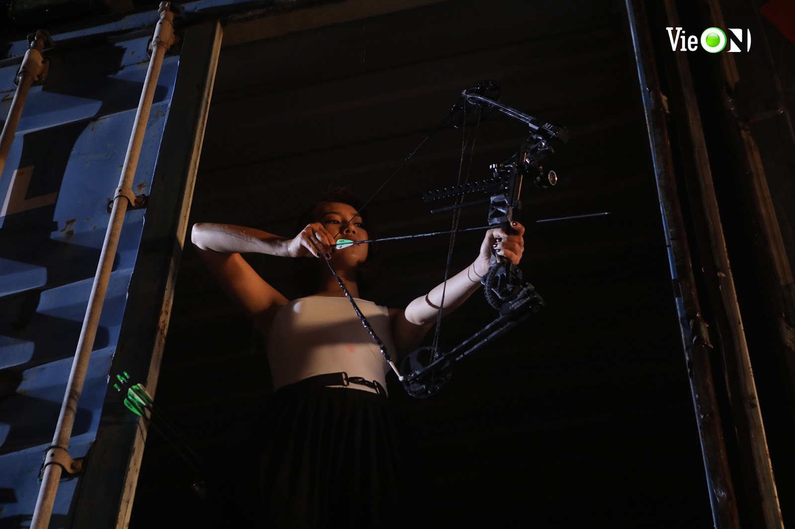 Thúy Ngân gặp tai nạn khi đóng phim hành động: Bị bạn diễn đá vẹo mũi, té từ sàn đấu cao nửa mét gãy ngón tay phải nhập viện - Hình 3