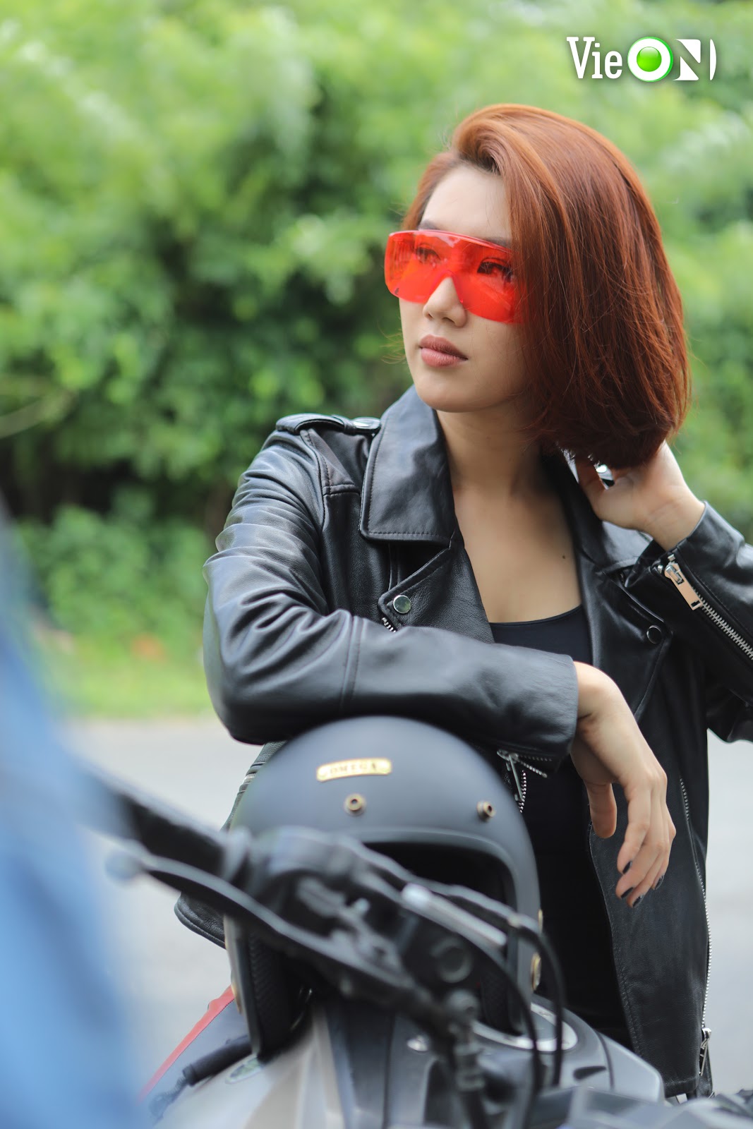 Thúy Ngân gặp tai nạn khi đóng phim hành động: Bị bạn diễn đá vẹo mũi, té từ sàn đấu cao nửa mét gãy ngón tay phải nhập viện - Hình 7