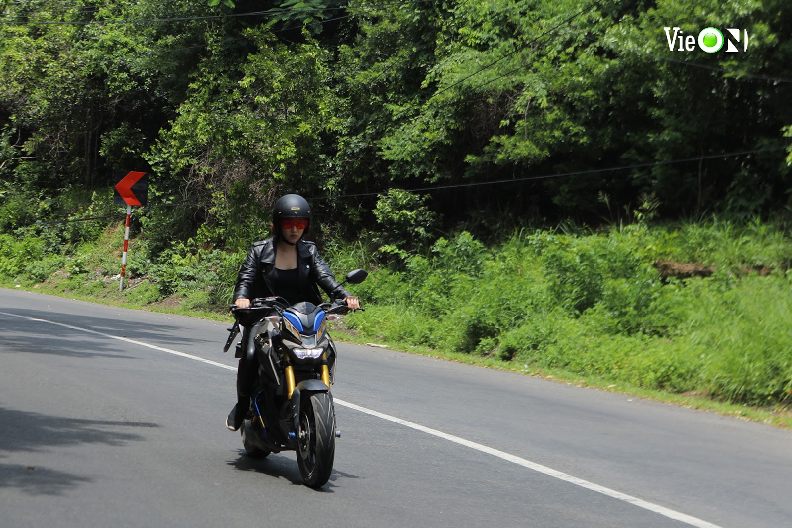 Thúy Ngân gặp tai nạn khi đóng phim hành động: Bị bạn diễn đá vẹo mũi, té từ sàn đấu cao nửa mét gãy ngón tay phải nhập viện - Hình 4