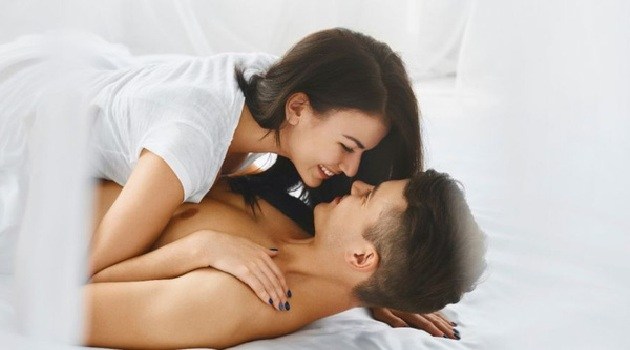 Vợ chồng đổi gió phòng the bằng dụng cụ tình dục: Người lên mây kẻ nhập viện khẩn cấp - Hình 1