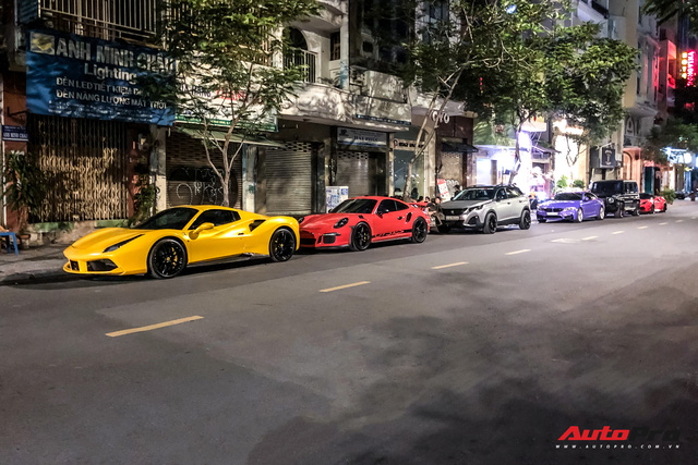 Vừa thành lập hội siêu xe thứ 2 Việt Nam, dàn tắc kè hoa của Evo Team quy tụ tại trung tâm Sài Gòn - Hình 2