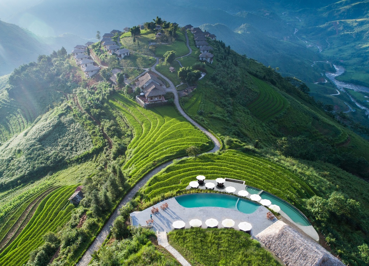 5 bể bơi vô cực view núi rừng - Du lịch - Việt Giải Trí