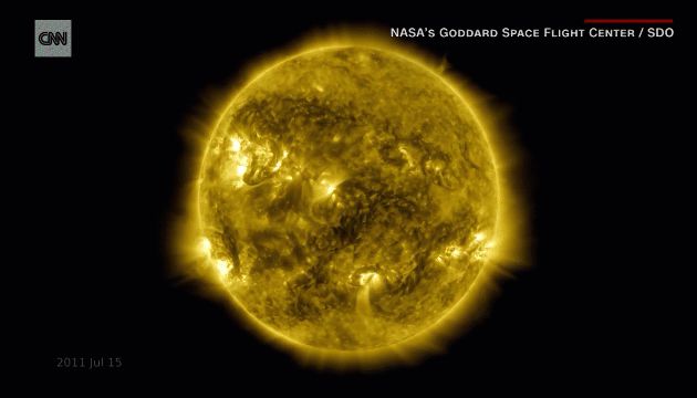 NASA công bố đoạn video tua nhanh 10 năm của mặt trời ghép từ 425 triệu bức ảnh - Hình 1