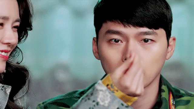 Kim Soo Hyun ghen nổ đom đóm mắt ở Điên Thì Có Sao nhưng lý do lại giống với đại úy Hyun Bin thế nhỉ? - Hình 11