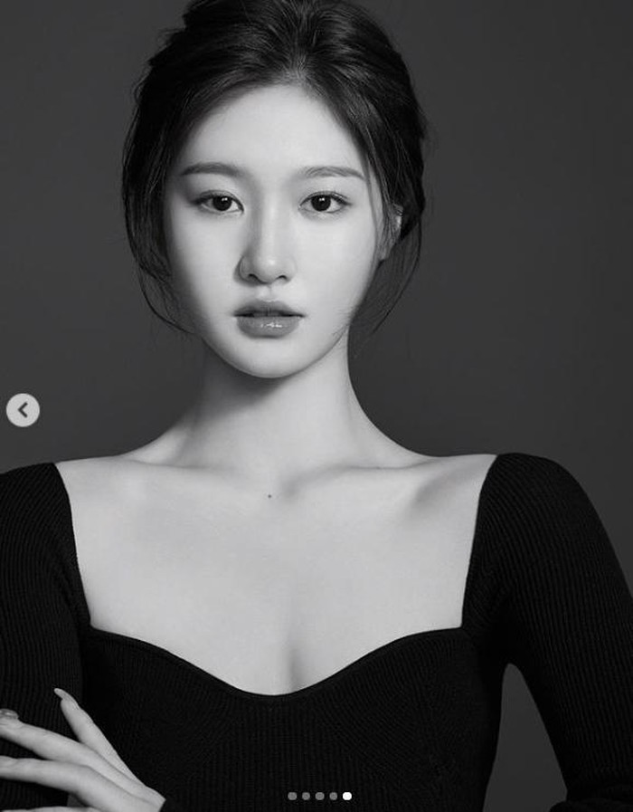 Lộ diện hot girl Instagram nổi tiếng nhất châu Á khiến netizen mê đắm - Hình 2