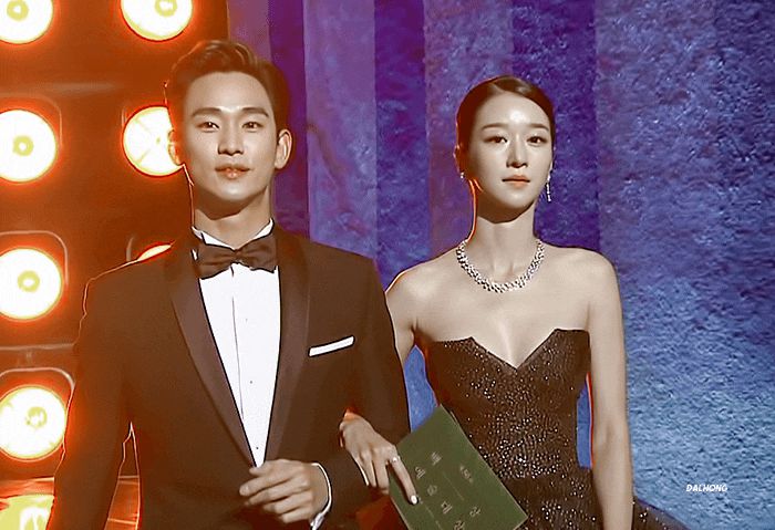 Couple Điên Thì Có Sao Kim Soo Hyun - Seo Ye Ji: Hôn hụt từ 6 năm trước, tướng phu thê, còn rõ rành rành hint hậu trường - Hình 8