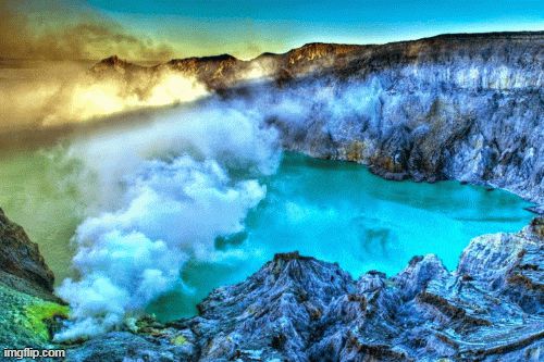 1001 thắc mắc: Hồ Kawah Ijen kinh dị thế nào, sao được mệnh danh cốc axit khổng lồ - Hình 1