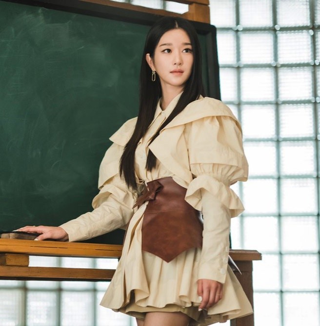 Trang phục của Seo Ye Ji trong Điên Thì Có Sao đều có ý nghĩa đặc biệt