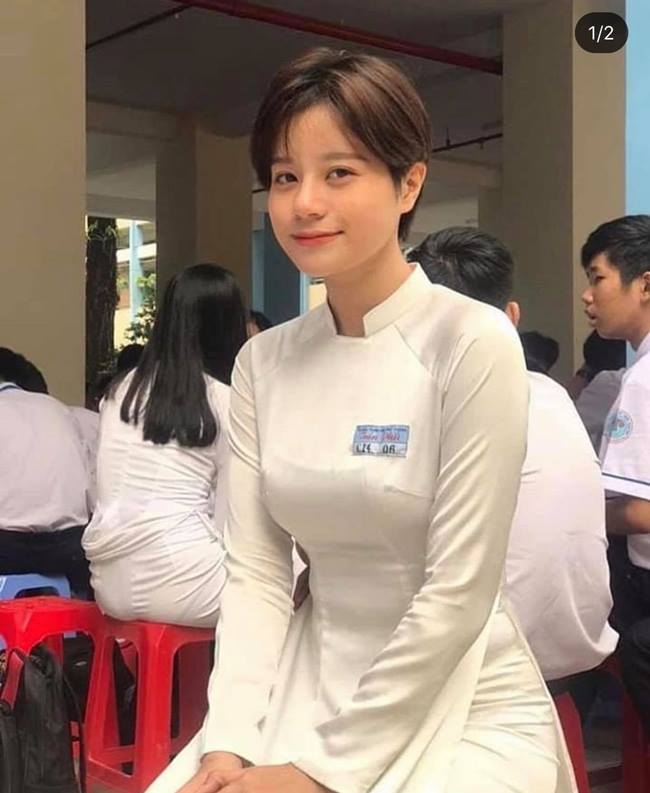 Nữ sinh Việt nổi như cồn vì quá xinh trong áo dài trắng ngày bế giảng - Hình 18