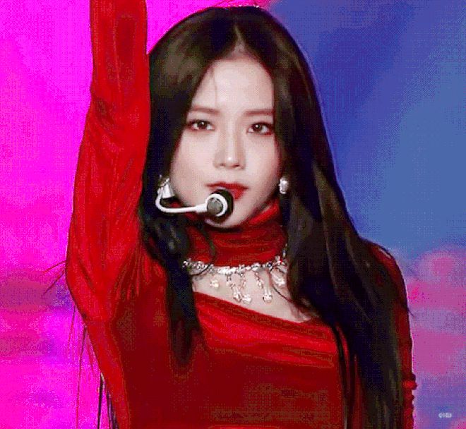 Knet bỗng xôn xao lý do Miyeon hụt suất ra mắt với BLACKPINK: Thực sự là vì nữ thần Jisoo? - Hình 3