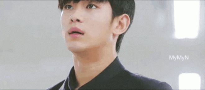 Vài giây siêu bảnh khi Kim Soo Hyun đóng vest ở tập 12 Điên Thì Có Sao cũng làm ai nấy náo loạn: A, Cụ đã về! - Hình 3