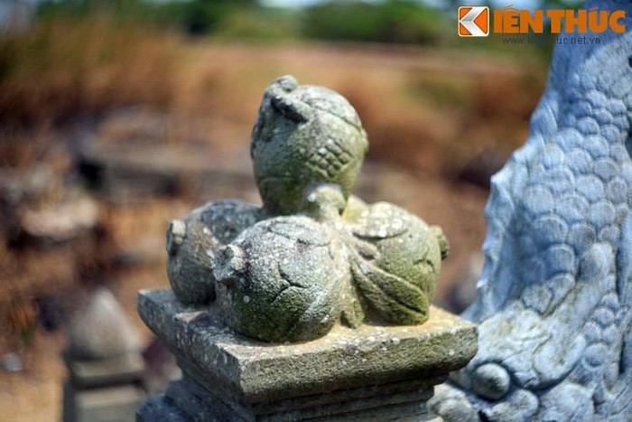 Kỳ thú bộ sưu tập trái cây trên lăng mộ cổ đẹp nhất Bạc Liêu - Hình 7