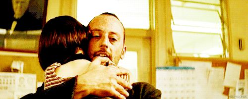 Léon The Professional - Thứ tình cảm dị thường của ông chú sát thủ và cô bé 12 tuổi - Hình 9