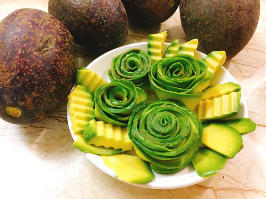 Bơ đang vào mùa, nàng dâu Lâm Đồng triển luôn thực đơn cơm bơ lạ miệng, càng ăn càng nghiện - Hình 6