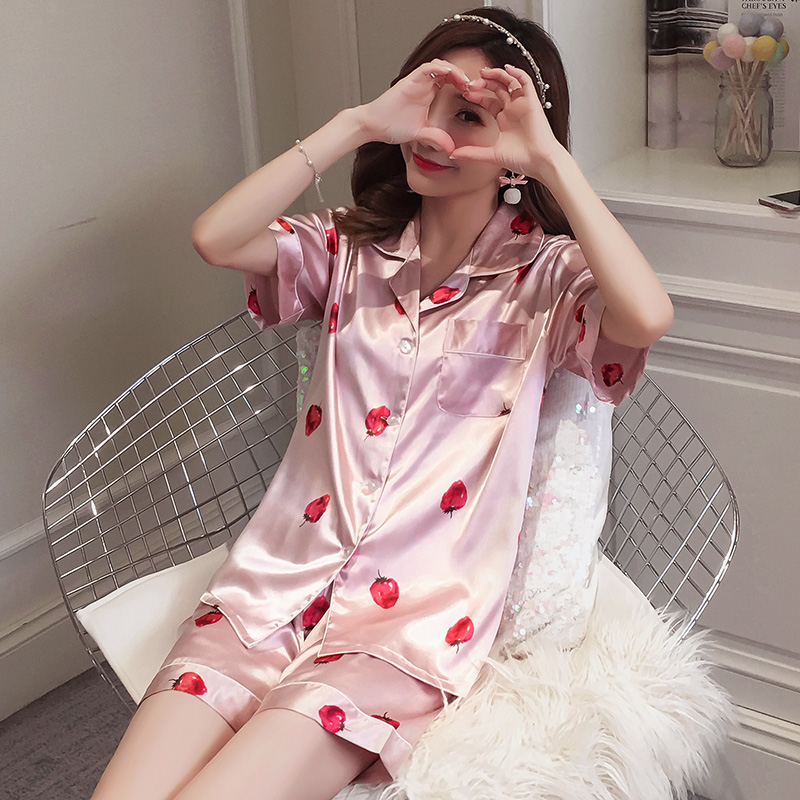 Dan Mạng Hiến Kế Sửa Tội Lỗi Thời Trang Hồn Nhien Qua đa Mặc đồ Ngủ Nơi Sieu Thị Thời Trang Việt Giải Tri