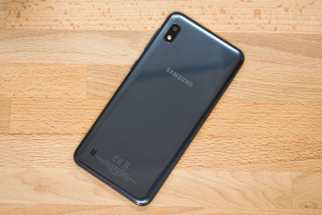 Đây là chiếc smartphone đang bán chạy nhất của Samsung - Hình 2
