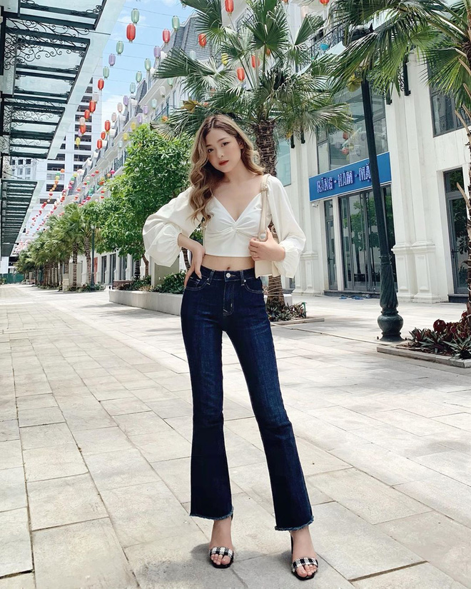 Đụng hàng Lisa cool ngầu nhưng Irene lại xinh như công chúa, vừa khoe được eo vừa lấp ló vòng 1 gợi cảm - Hình 12