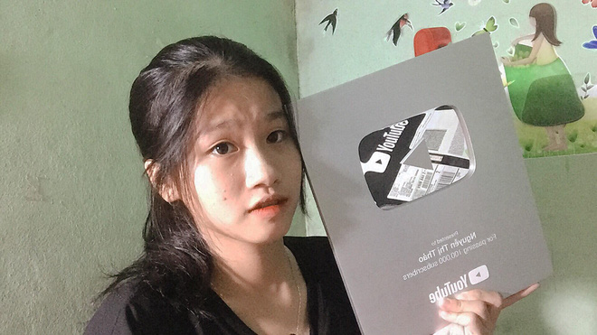 Hát khơi khơi trên sân khấu, nữ sinh 2003 khiến dân tình được phen lụi tim vì giọng ngọt quá - Hình 3