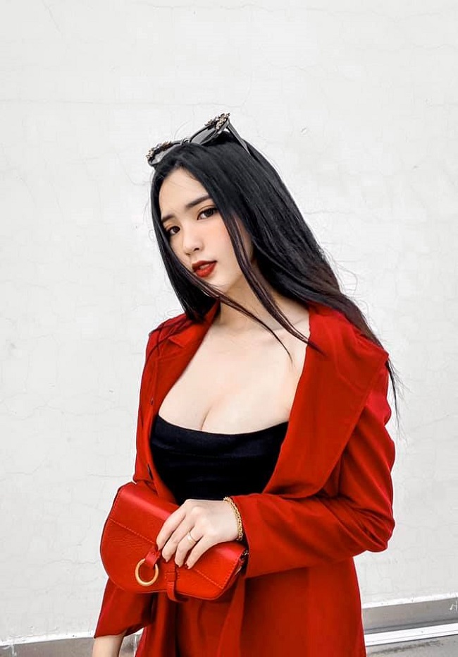 Nụ hồng lai Việt - Mỹ, Việt - Trung ưa diện đồ tôn nét đầy đặn ở tuổi 18 - Hình 6