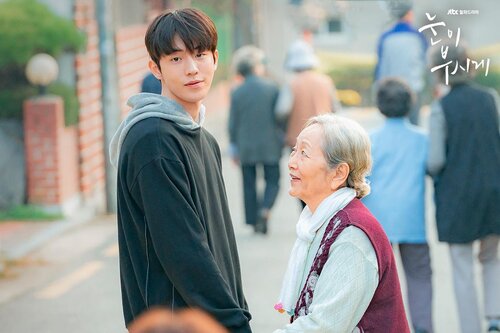 Phim của Song Joong Ki, Han Ji Min, Lee Byung Hun và Shin Min Ah bị hoãn vô thời hạn: Khủng hoảng nghiêm trọng! - Hình 10