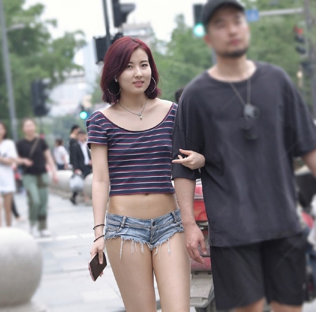 Quần gái hư ngập tràn mạng xã hội, DJ hot nhất châu Á vừa thử đã gây xôn xao - Hình 12