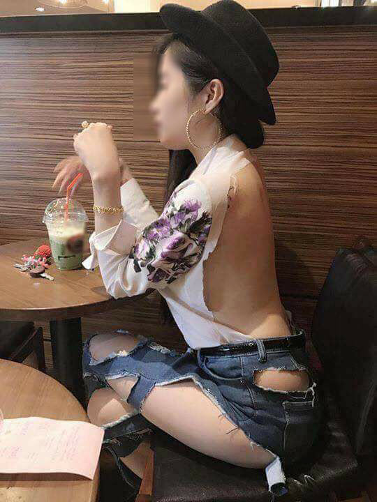 Quần gái hư ngập tràn mạng xã hội, DJ hot nhất châu Á vừa thử đã gây xôn xao - Hình 8