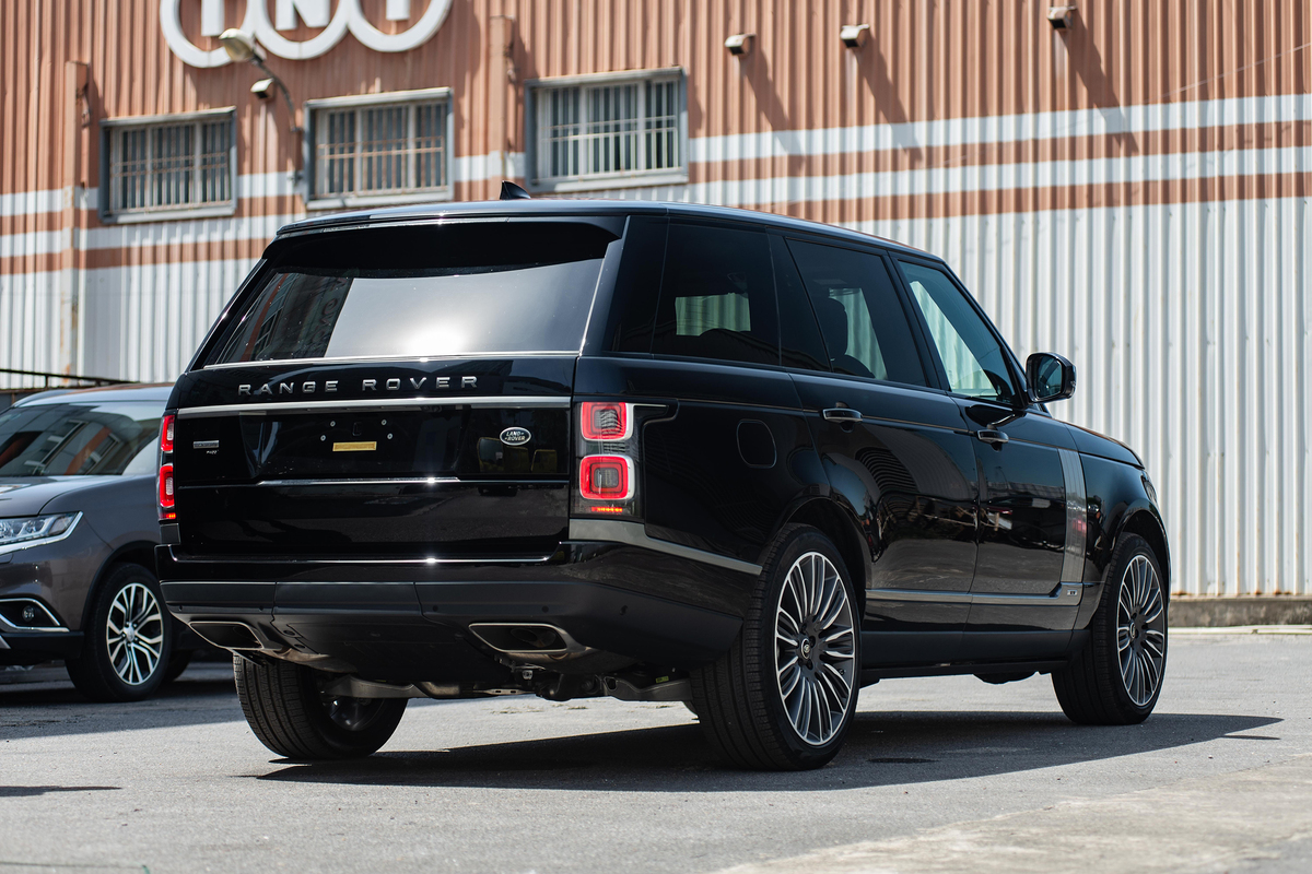 Range Rover Autobiography 2020 giá hơn 10 tỷ đồng - Hình 2