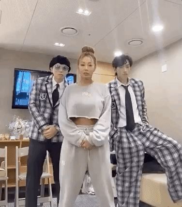 Rapper chị đại bỗng tát bay mặt Yoo Jae Suk và Bi Rain trên sóng livestream, nguyên nhân bắt nguồn từ Running Man? - Hình 3