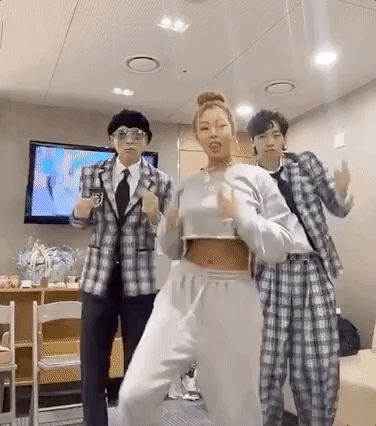 Rapper chị đại bỗng tát bay mặt Yoo Jae Suk và Bi Rain trên sóng livestream, nguyên nhân bắt nguồn từ Running Man? - Hình 4