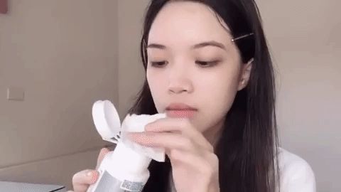 Từng bị mụn ẩn sần mặt, cô bạn giờ có làn da láng mịn phát hờn nhờ quy trình skincare kết hợp thông minh đồ bình dân và đắt tiền - Hình 11