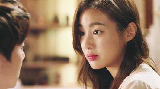 Kang Sora kết hôn: Điểm mặt 9 bạn trai màn ảnh hot hòn họt vẫn đang ế - Hình 15