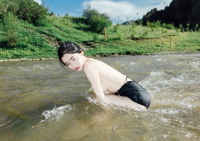 Nữ thần tắm suối xứ Trung mang vẻ đẹp liêu trai, chăm diện hở nhưng ít ai chê hư - Hình 7