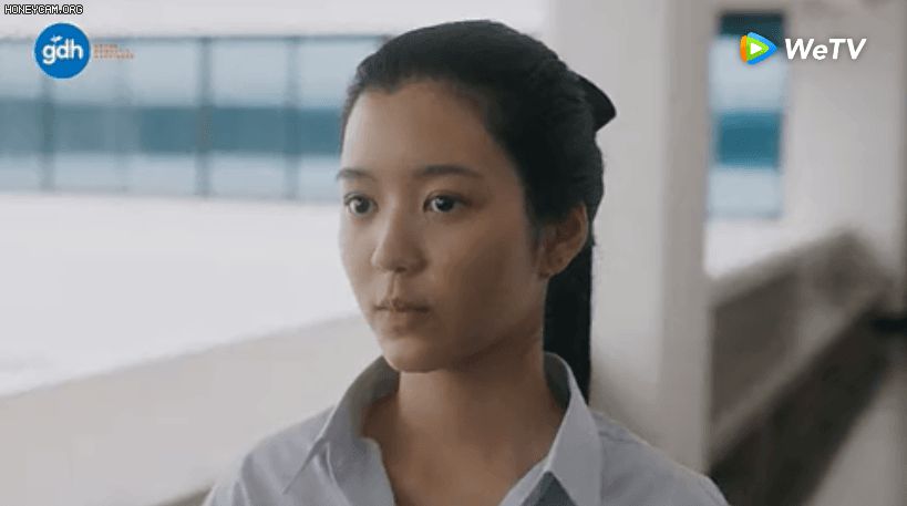 Bad Genius truyền hình VS điện ảnh: Bình cũ nhưng rượu mới ngon nghẻ, nữ chính còn bóc phốt thầy giáo gian lận - Hình 15